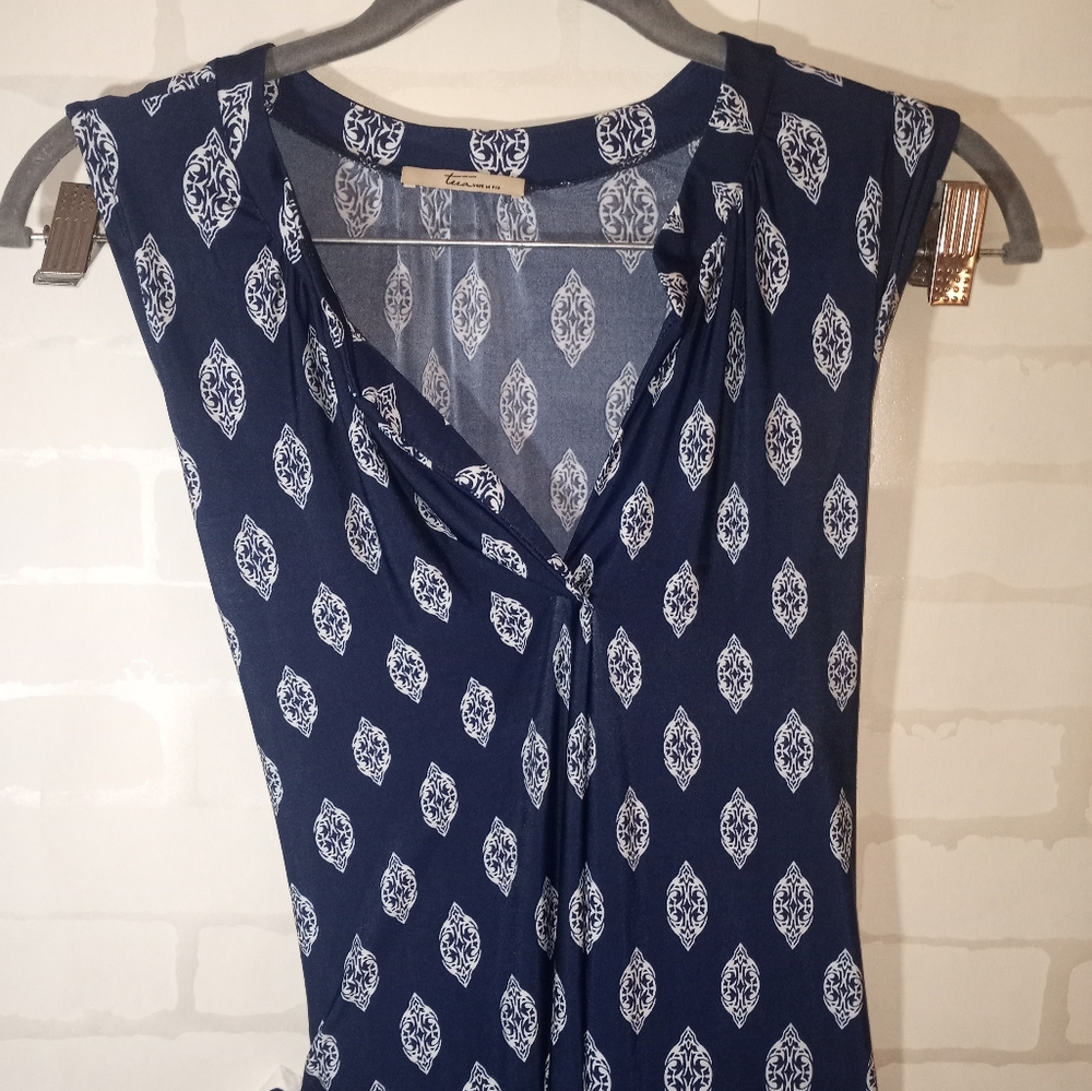 NWOT TUA gorgeous navy dress Large picture does not do justice.